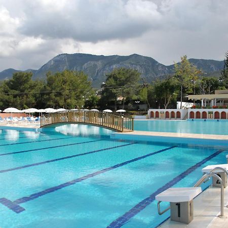 Uptown Bueyuek Anadolu Girne Hotel Екстер'єр фото