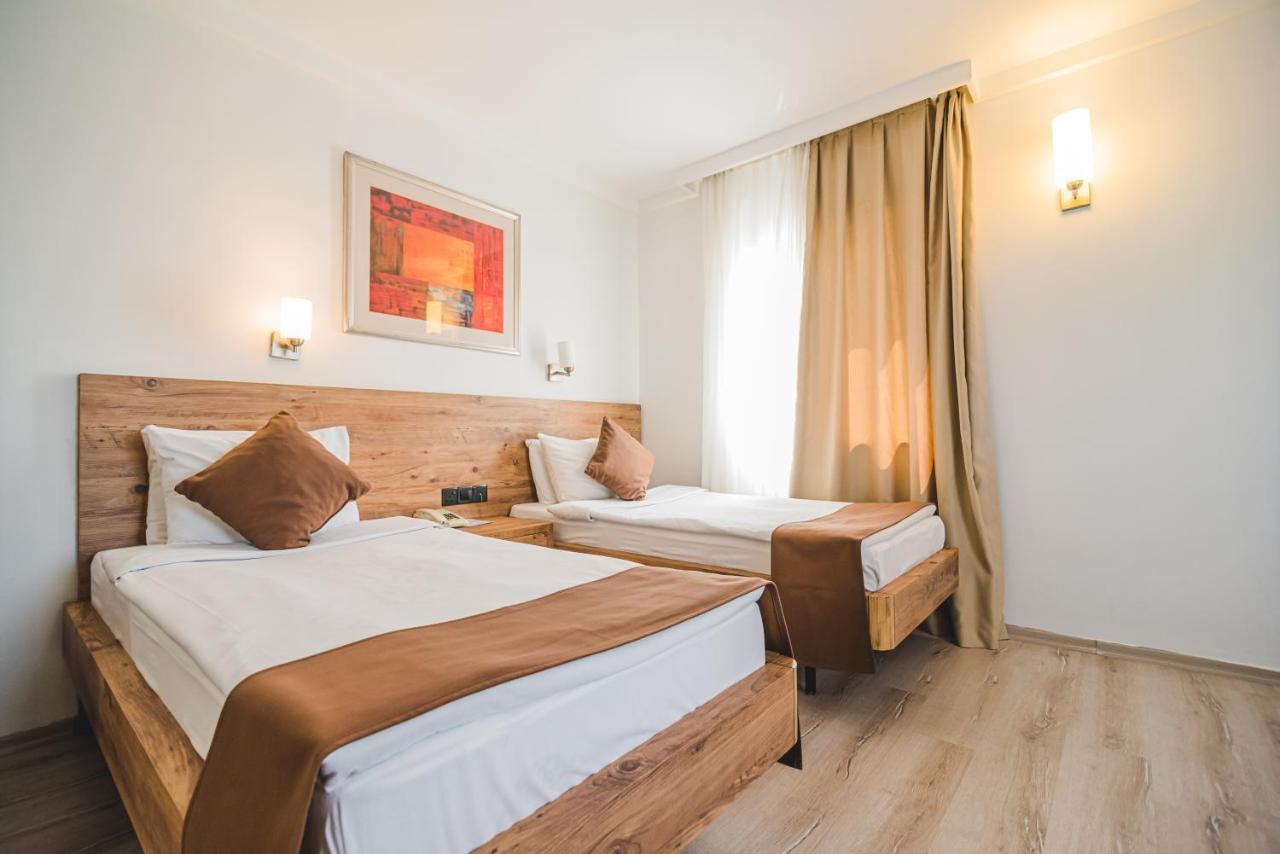 Uptown Bueyuek Anadolu Girne Hotel Екстер'єр фото