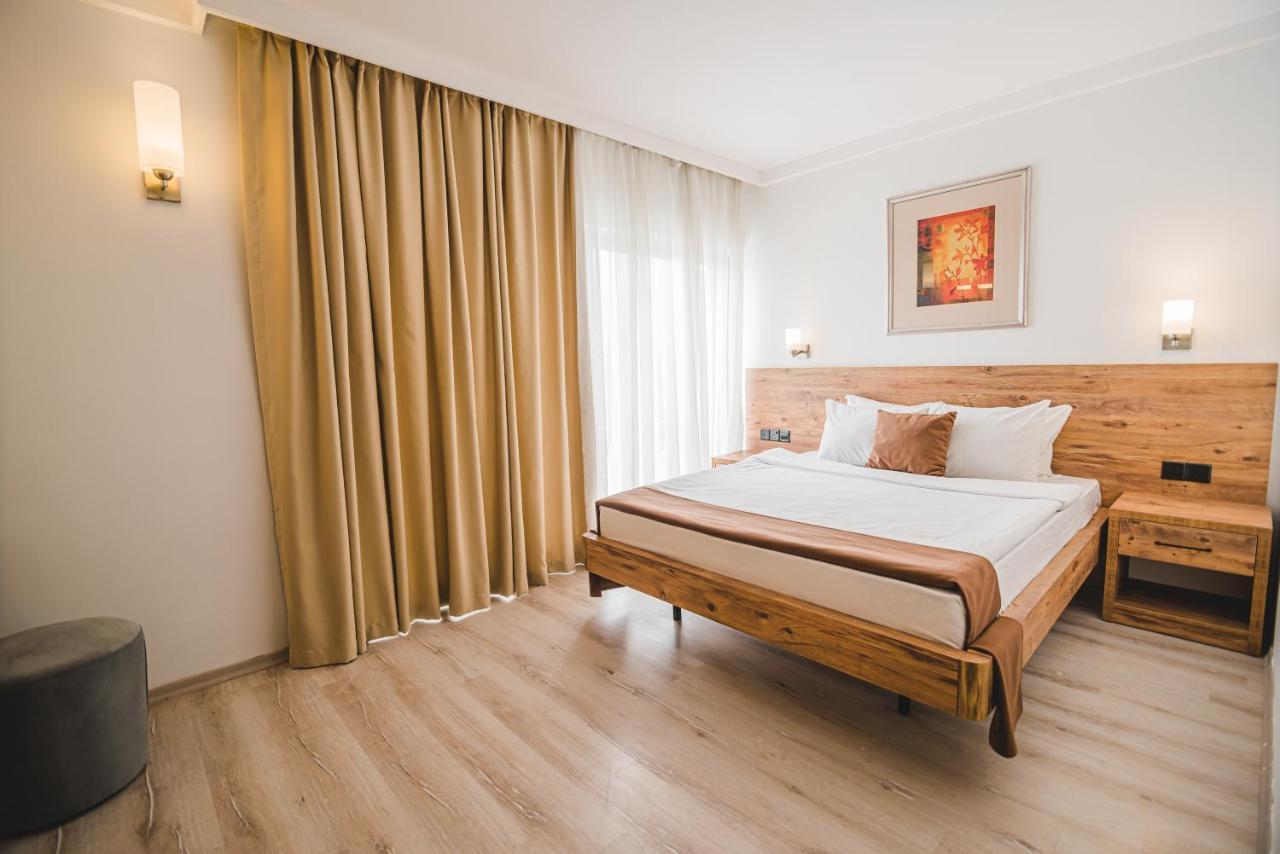 Uptown Bueyuek Anadolu Girne Hotel Екстер'єр фото