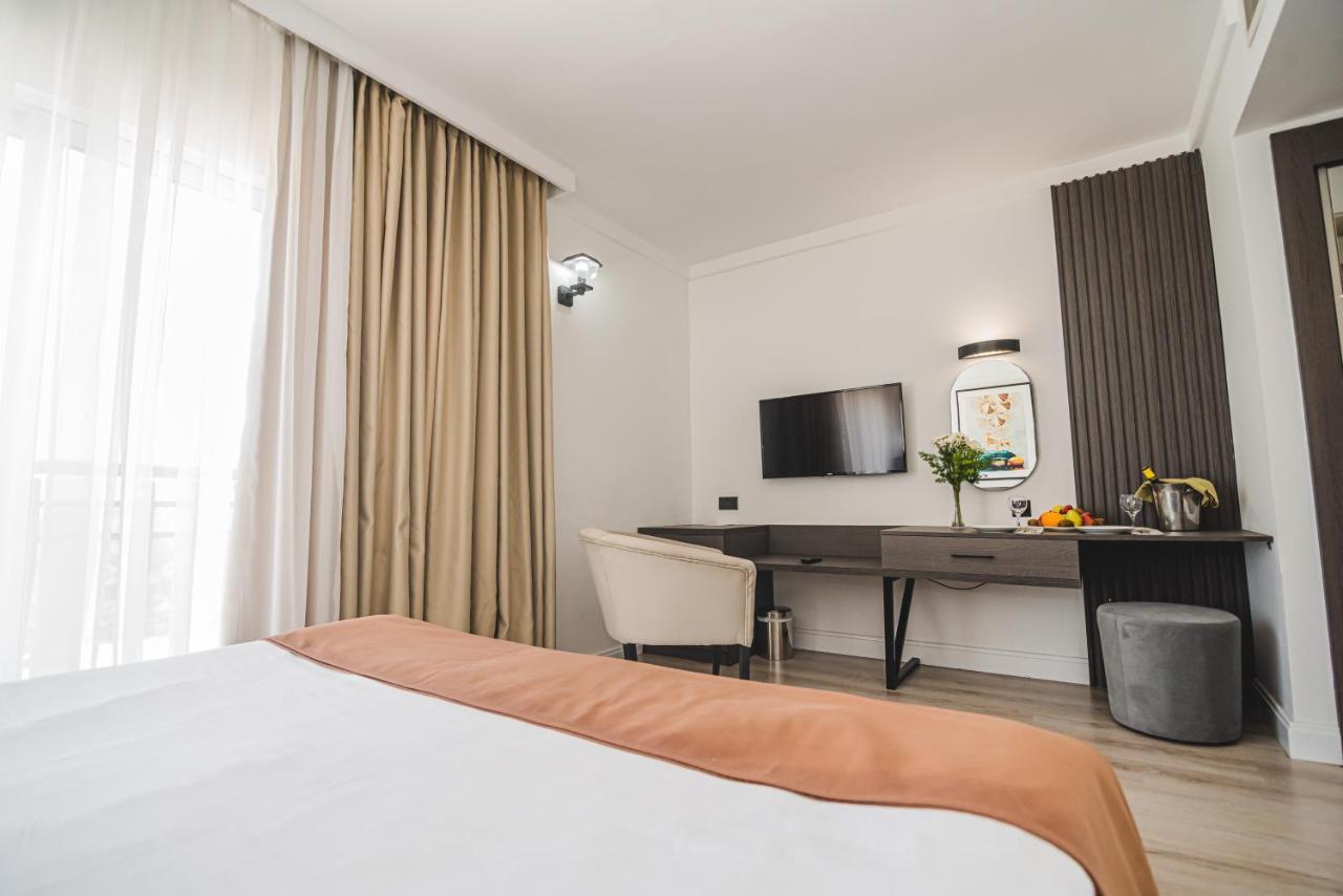 Uptown Bueyuek Anadolu Girne Hotel Екстер'єр фото