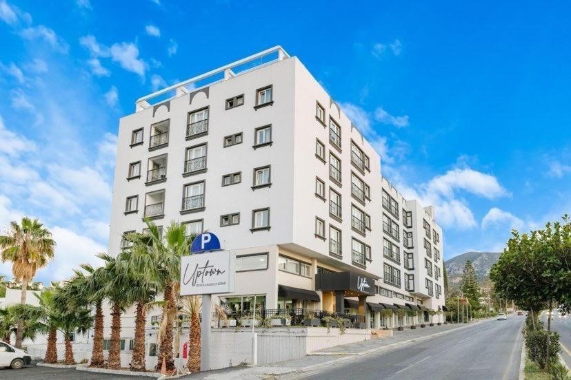 Uptown Bueyuek Anadolu Girne Hotel Екстер'єр фото