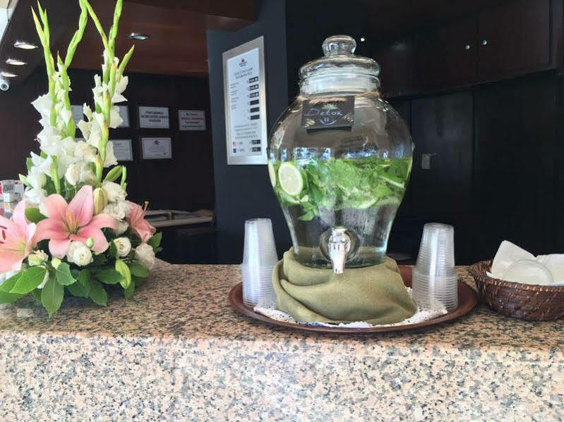 Uptown Bueyuek Anadolu Girne Hotel Екстер'єр фото